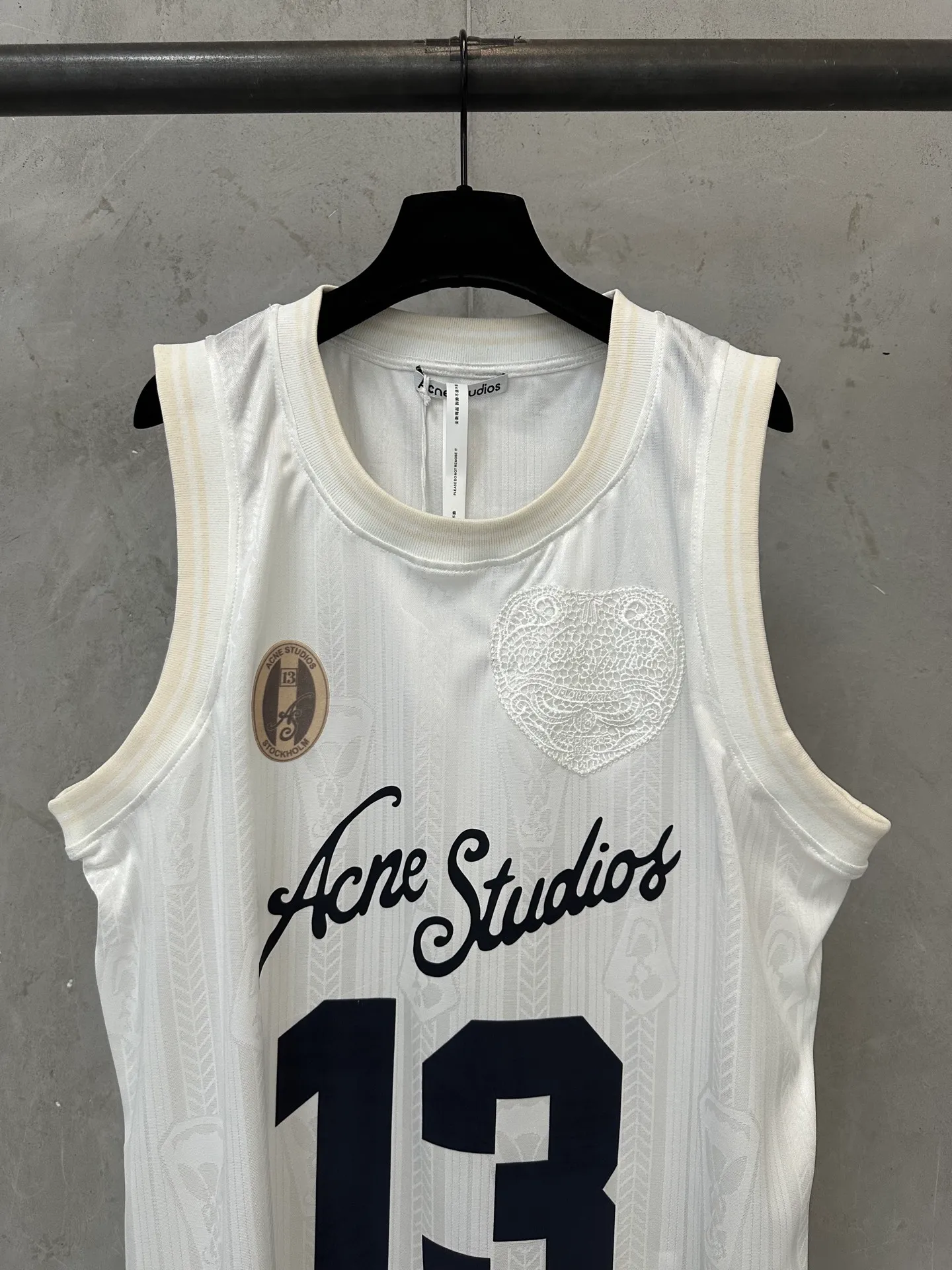 ￼ 180 Acne Studios 26SS football jersey technical jacquard fabric logo jersey vest Fabric: Made of customized polyester fiber high count jacquard fabric 170g 100% cotton twill fabric g Customized hardware Thread Accessories Matching version Men's and women's Same Style Color: White Size: S M L XL